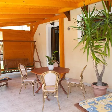 Apartament Yowan